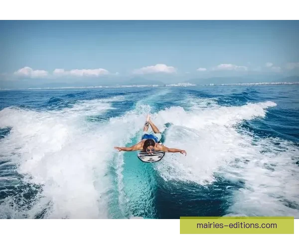 冲浪新手须知：细说冲浪规则，让你在浪尖尽情畅行